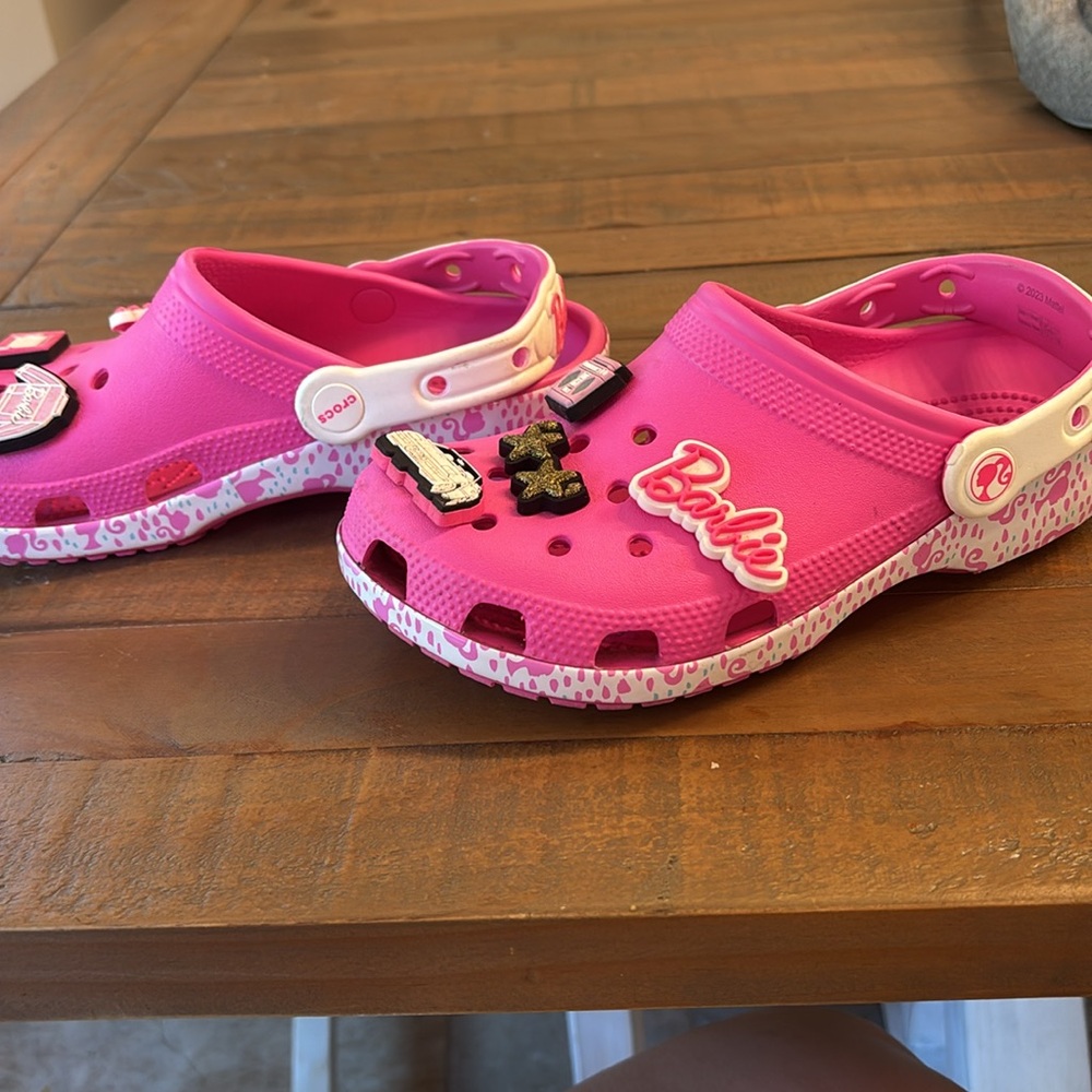 Barbie Crocs - Picture 3 of 4